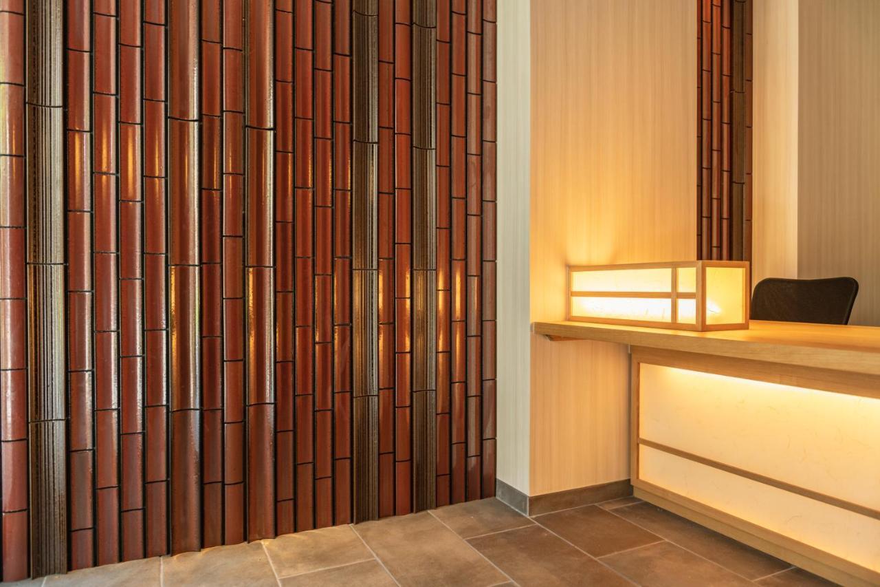 Grand Base Hakatamon Aparthotel Fukuoka  Exterior foto